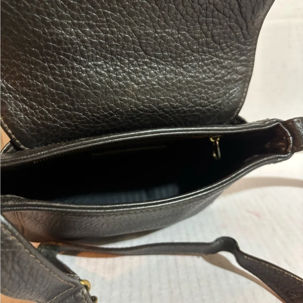 Coach vintage black leather crossbody handbag